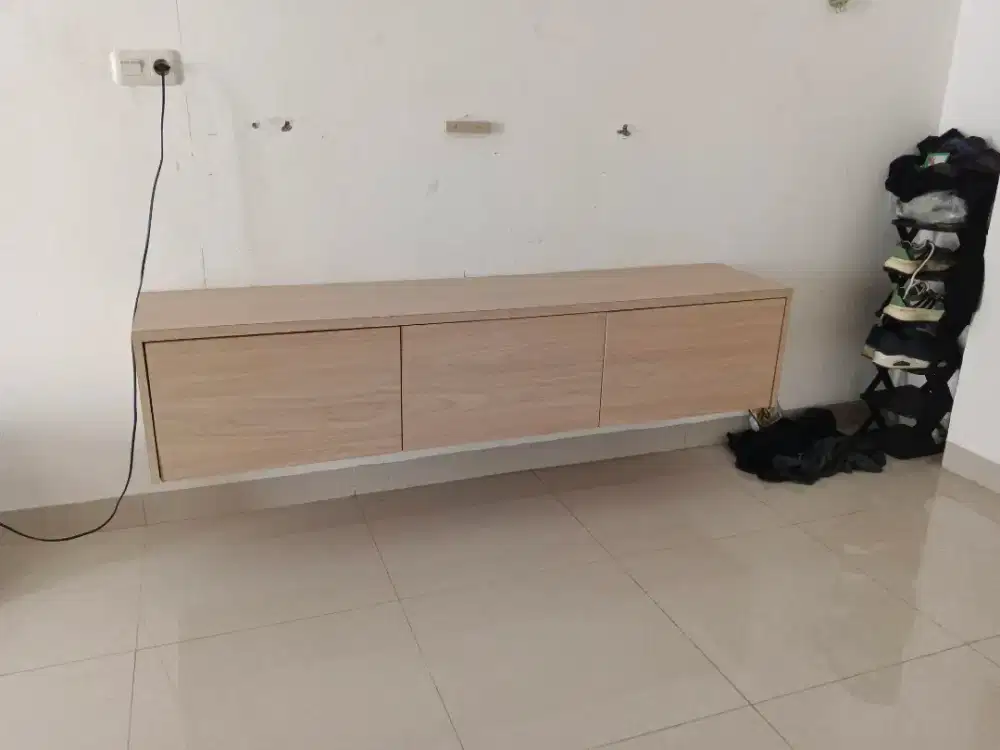Bufet Meja BackDrop TV