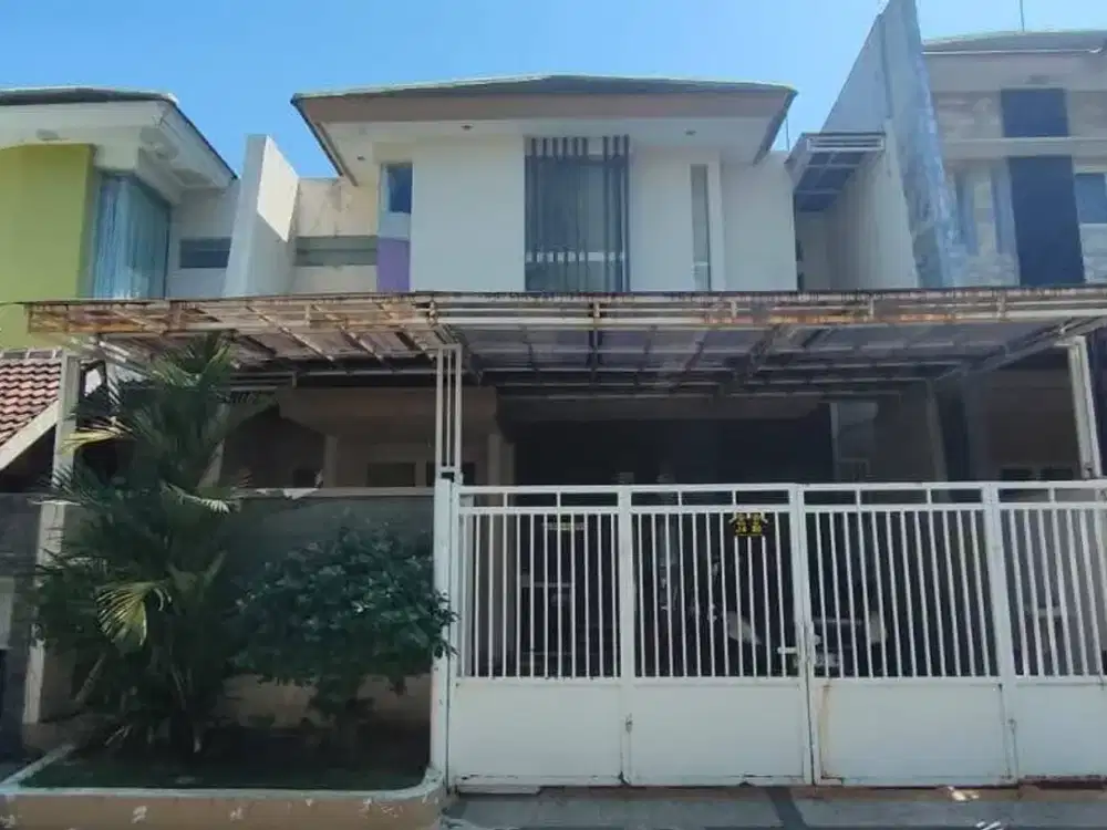 Lelang Rumah 2Lt, Strategis di Pakuwon City Cluster Florence, Sby