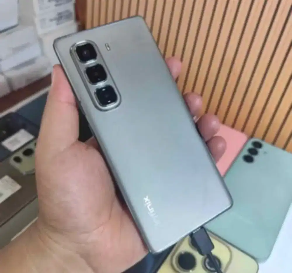 Infinix Hot 50 pro + 8/256 mulus,hp+cas