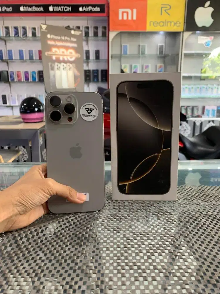 iPhone 16 Pro Max 256Gb Fullset, Ex Garansi Resmi Indonesia