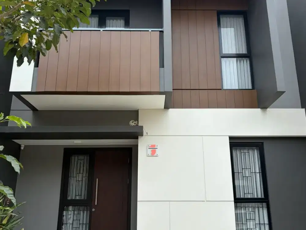 Dijual cepat rumah 2 lantai siap huni di cluster regia, Summarecon crown gading bekasi Harga 1.675 m nego