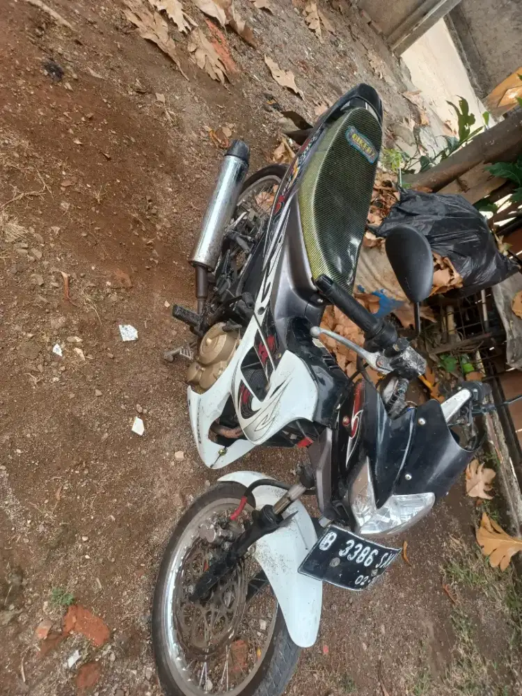 Suzuki Satria Fu 2010 Lengkap
