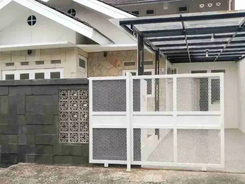Di jual rumah bagus minimalis di bukit nusa indah ciputat