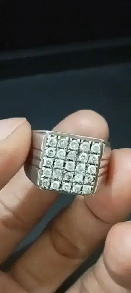 Cincin Perak berlian