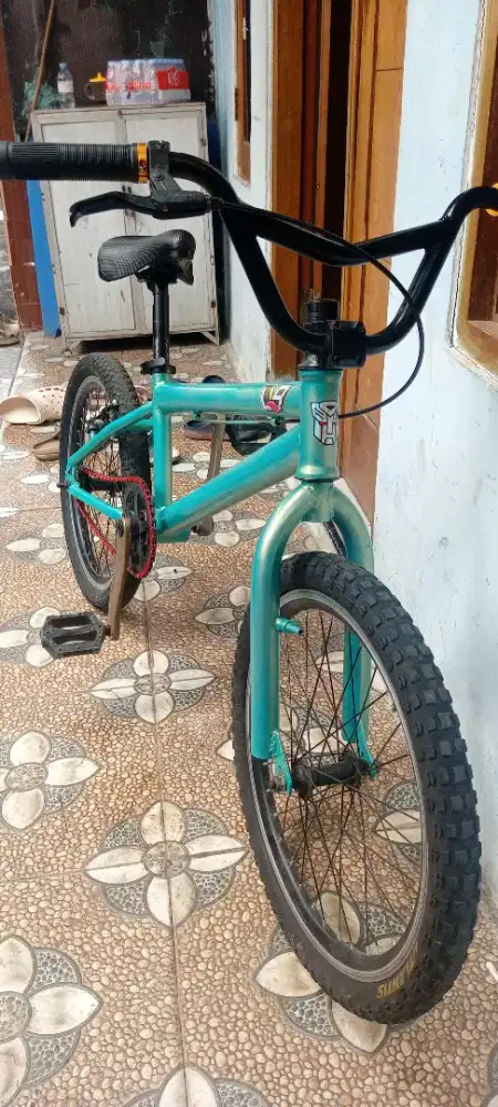 Sepeda BMX 20 Inch