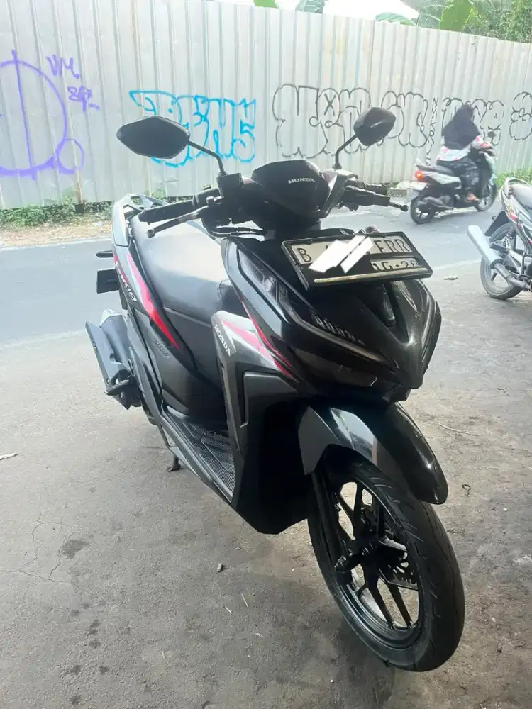 DIJUAL VARIO 125 LED NEW