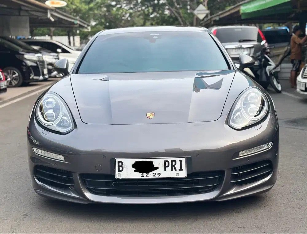 PORSCHE PANAMERA S 3.0 AT GREY 2013