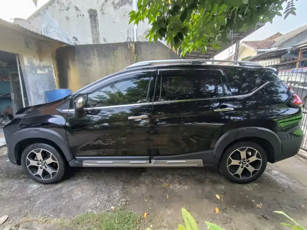 Xpander cross matic 2021 Akhir
