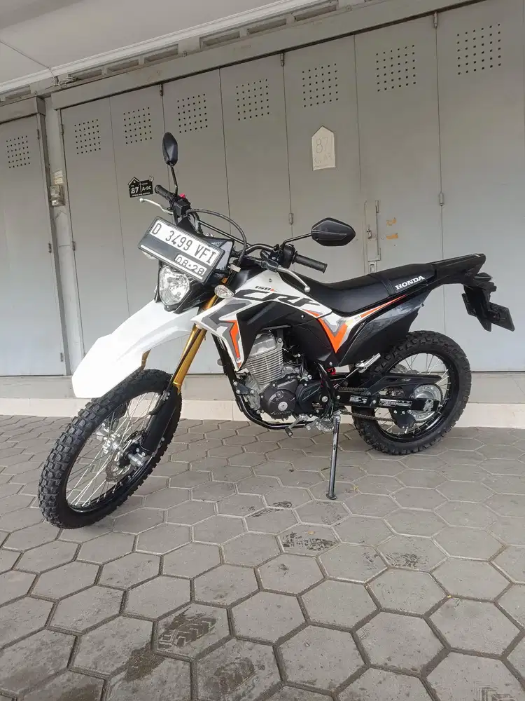 Honda CRF 150L 2023 antik seperti baru