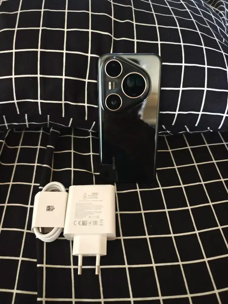Huawei Pura 80 Ultra 16/512gb unit+charger ori huawei 100W bisa tt hp