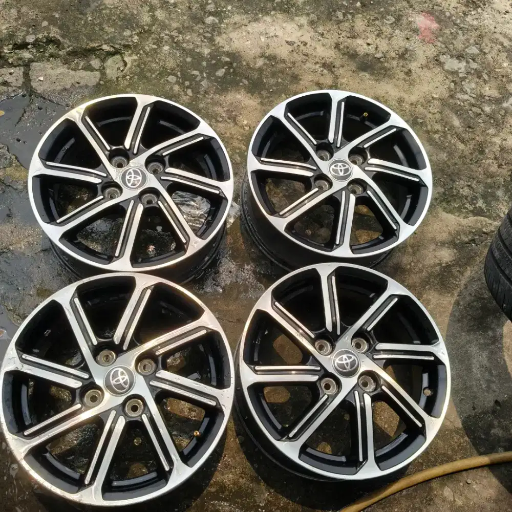 Velg Oem Toyota ring 14