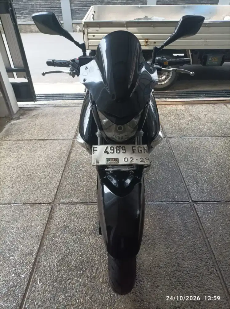 SUZUKI INAZUMA 250cc