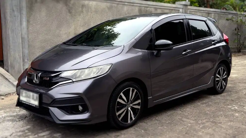 JUAL  MOBIL  JAZZ  ,  TANGAN  PERTAMA  ( TANPA PERANTARA )