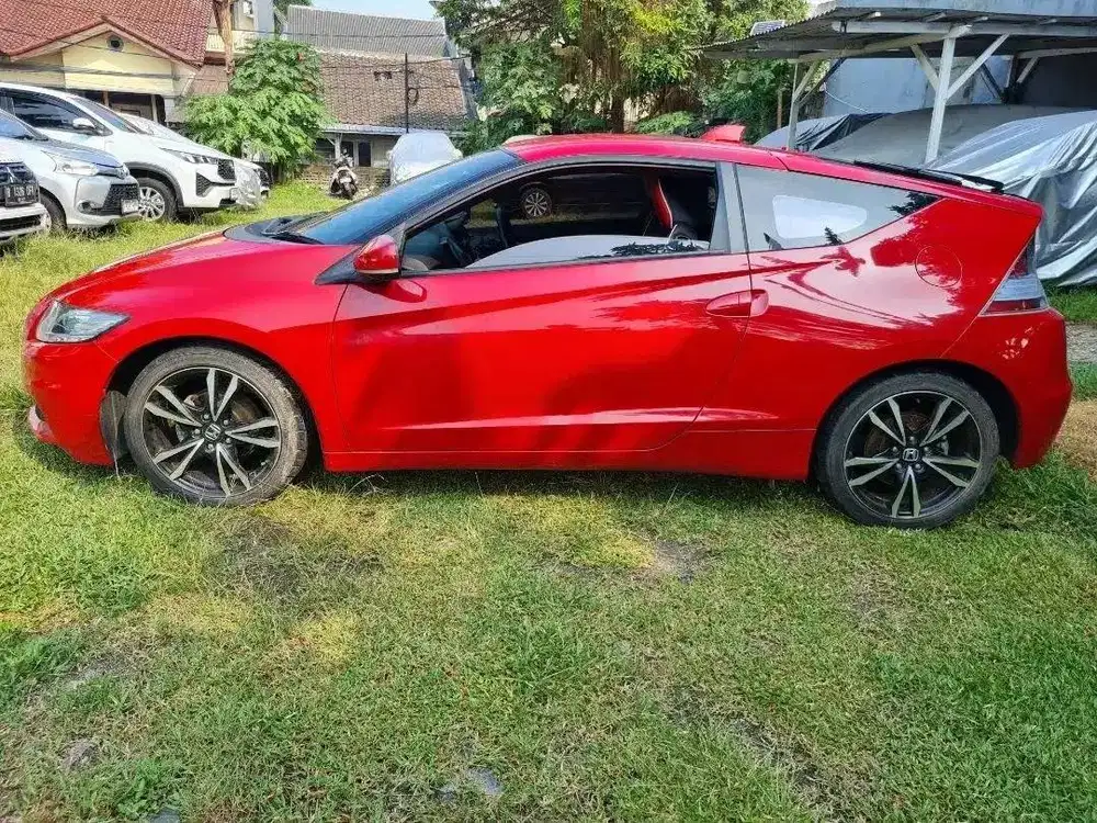 Honda CR-Z 1.5 2015 – Sporty, KM 29.000, Surat Lengkap