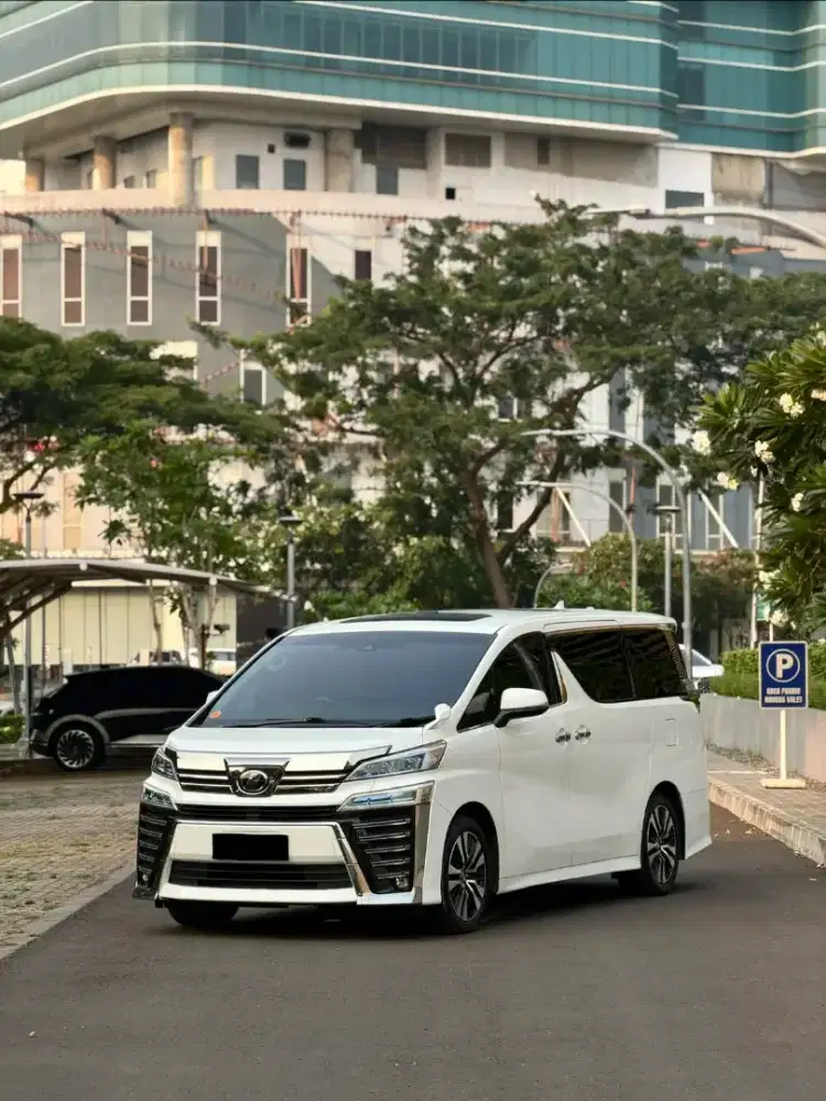 CASH Toyota All New Vellfire ZG CBU Japan 2018 FACELIFT Good Condition