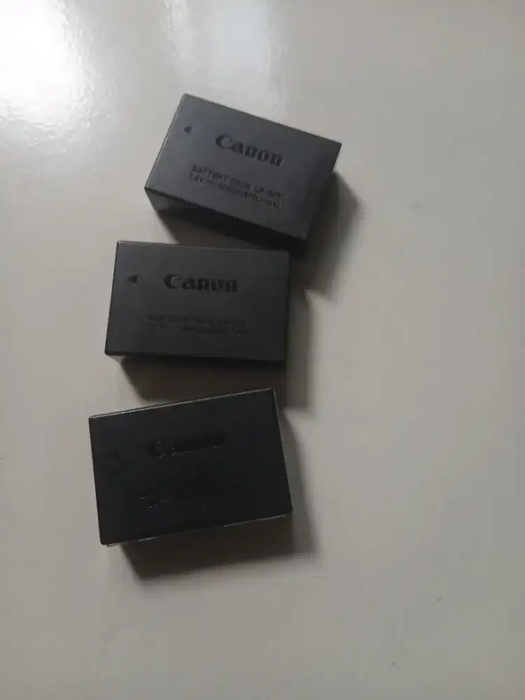 Batre camera original  LP-e17 Cqnon