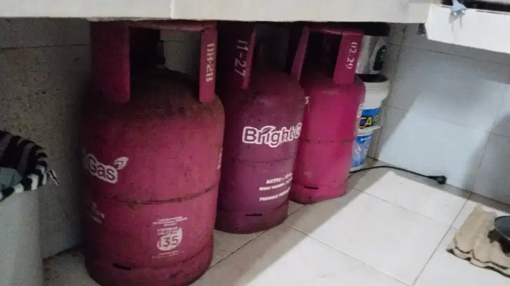 Di jual tabung gas 12KG
