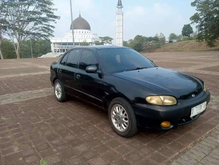 Hyundai Accent 2000 Bensin