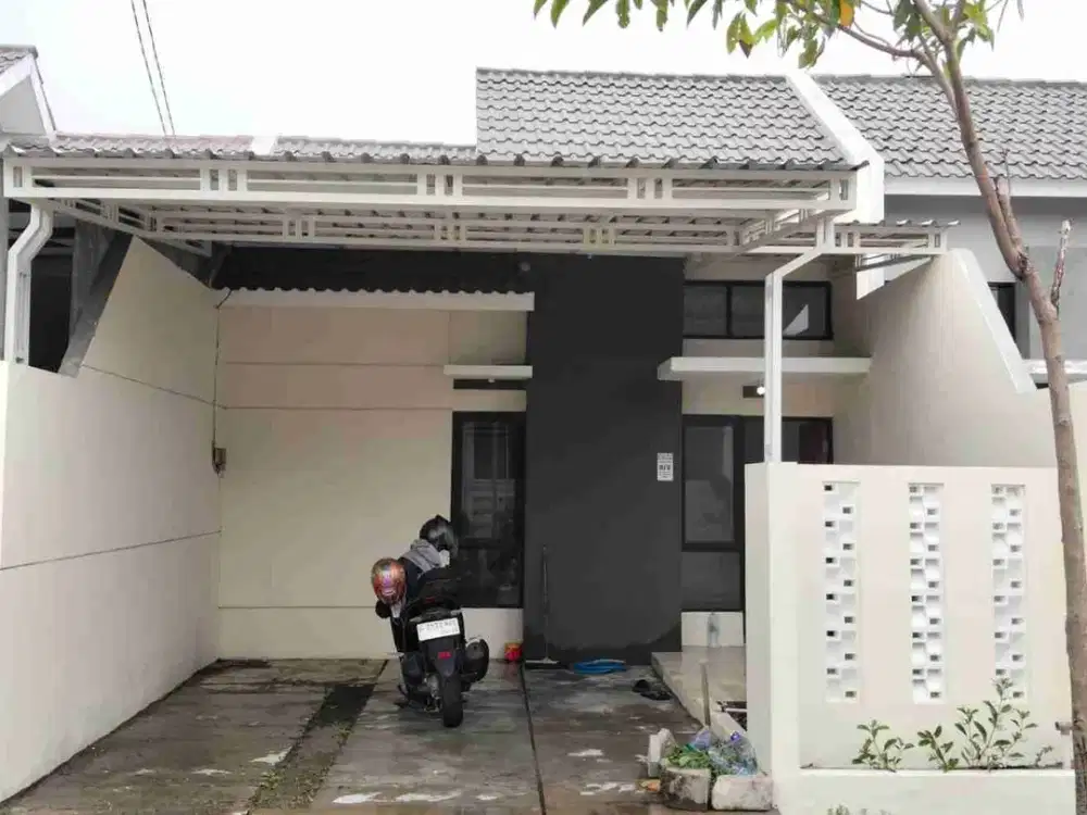 Murah disewakan Rumah Surya Breeze Gedangan