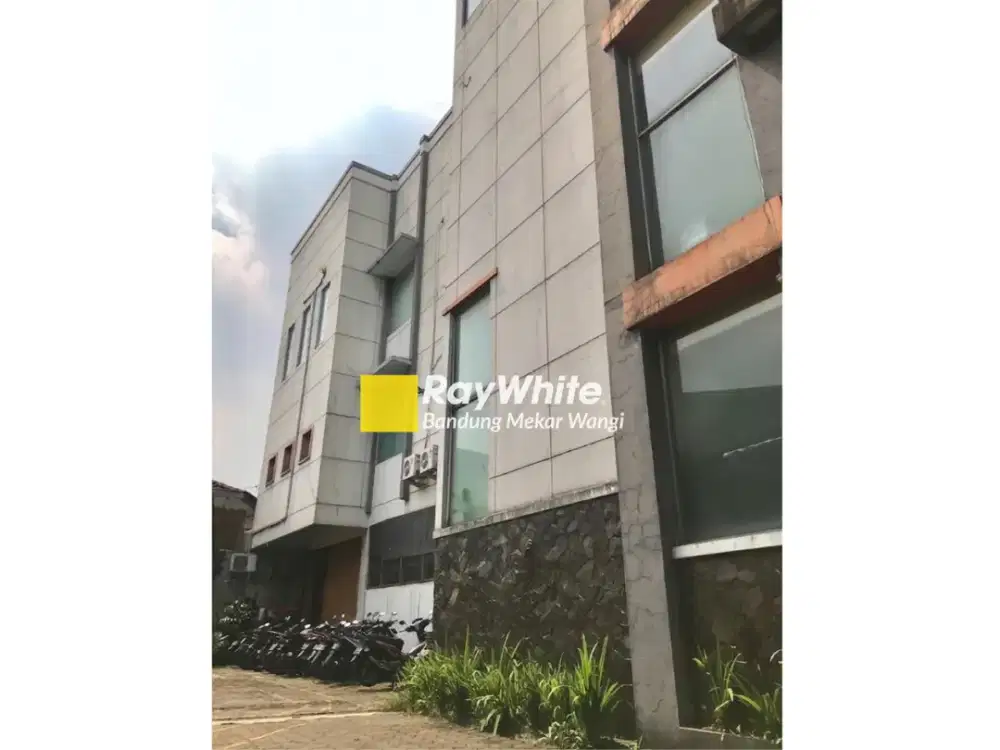 DIJUAL RUANG USAHA  & GUDANG SIAP PAKAI MAINROAD SOEKARNO HATTA BANDUNG