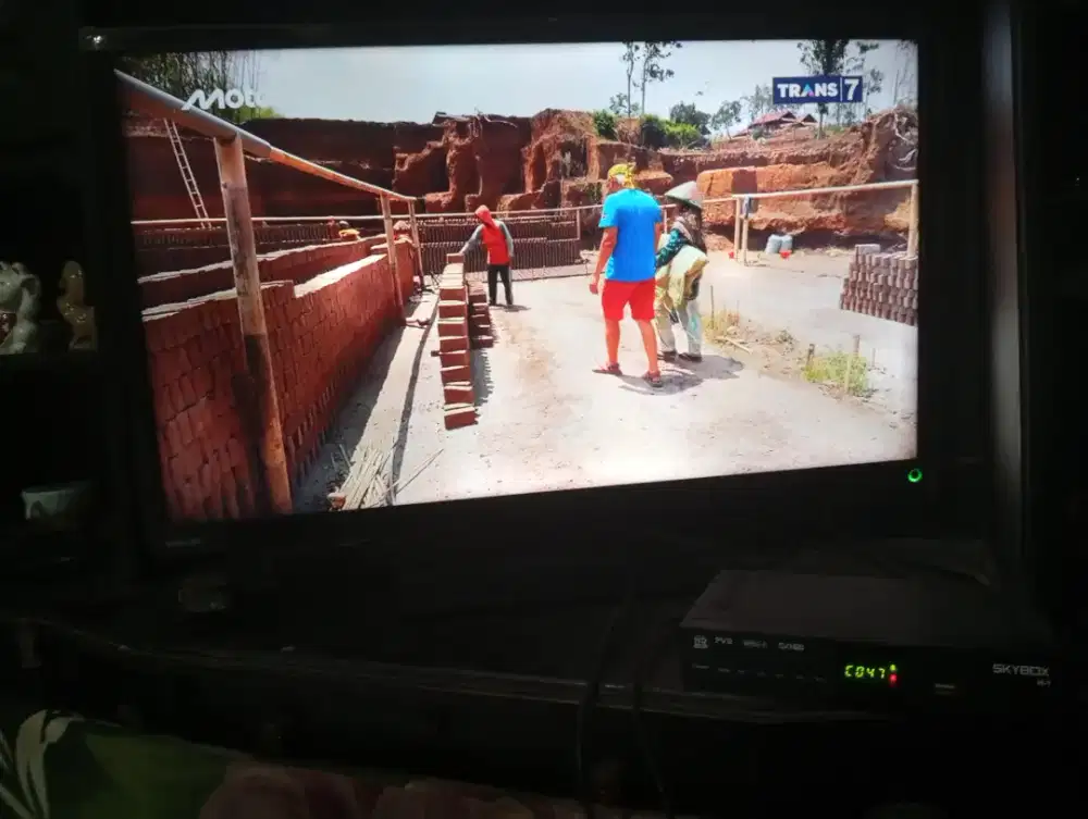TV Thosiba 32 Inch