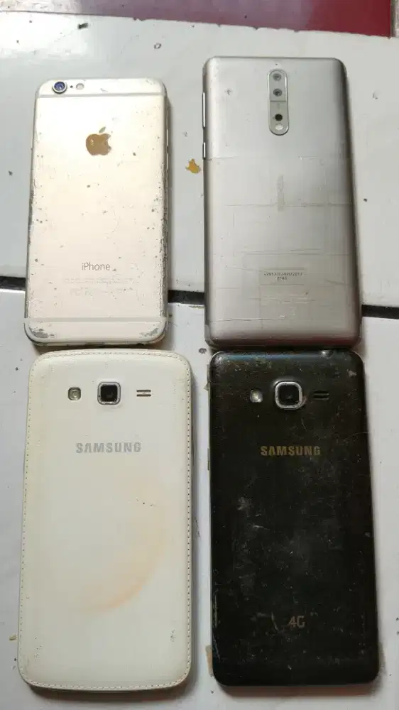 Hp ipon 6 Nokia dan Samsung.