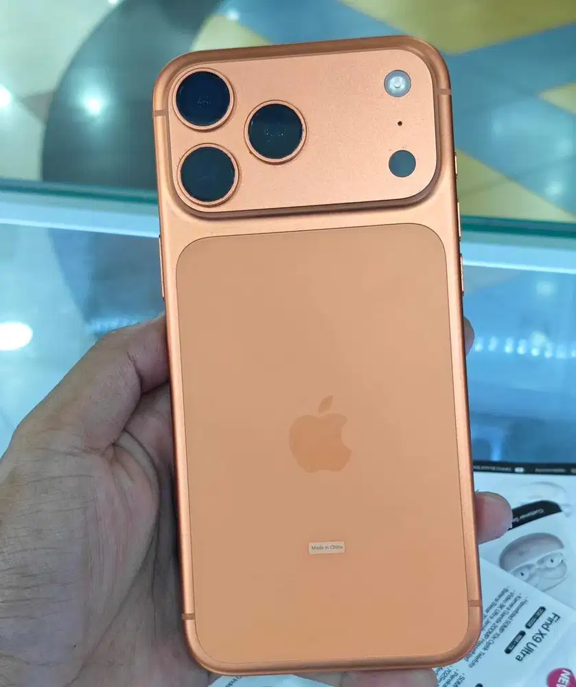 iPhone 17 Promax 256GB iBox Cosmic Orange
