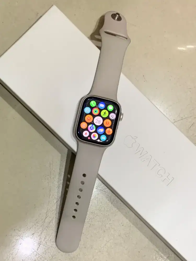 Second unit iWatch Apple iBox