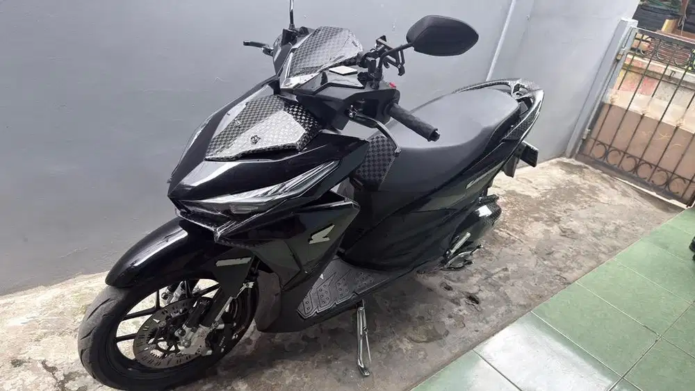 Vario led old 125 ISS 2015