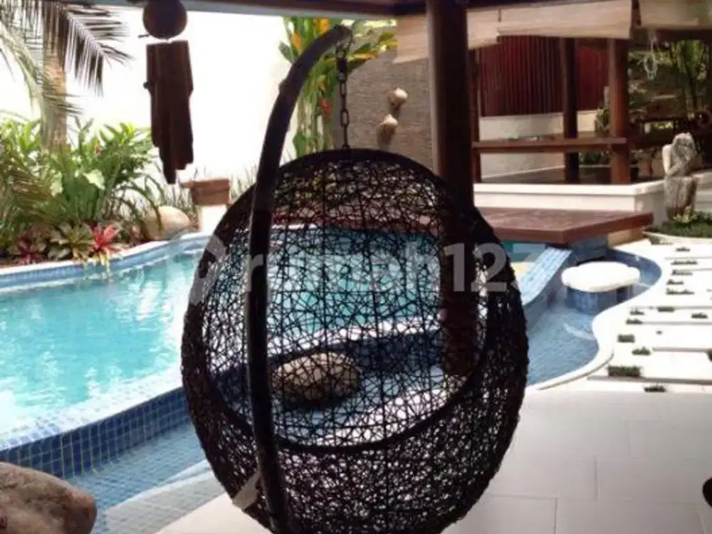 Rumah Dijual Tropical Modern Dengan Private Pool Di Bintaro Jaya