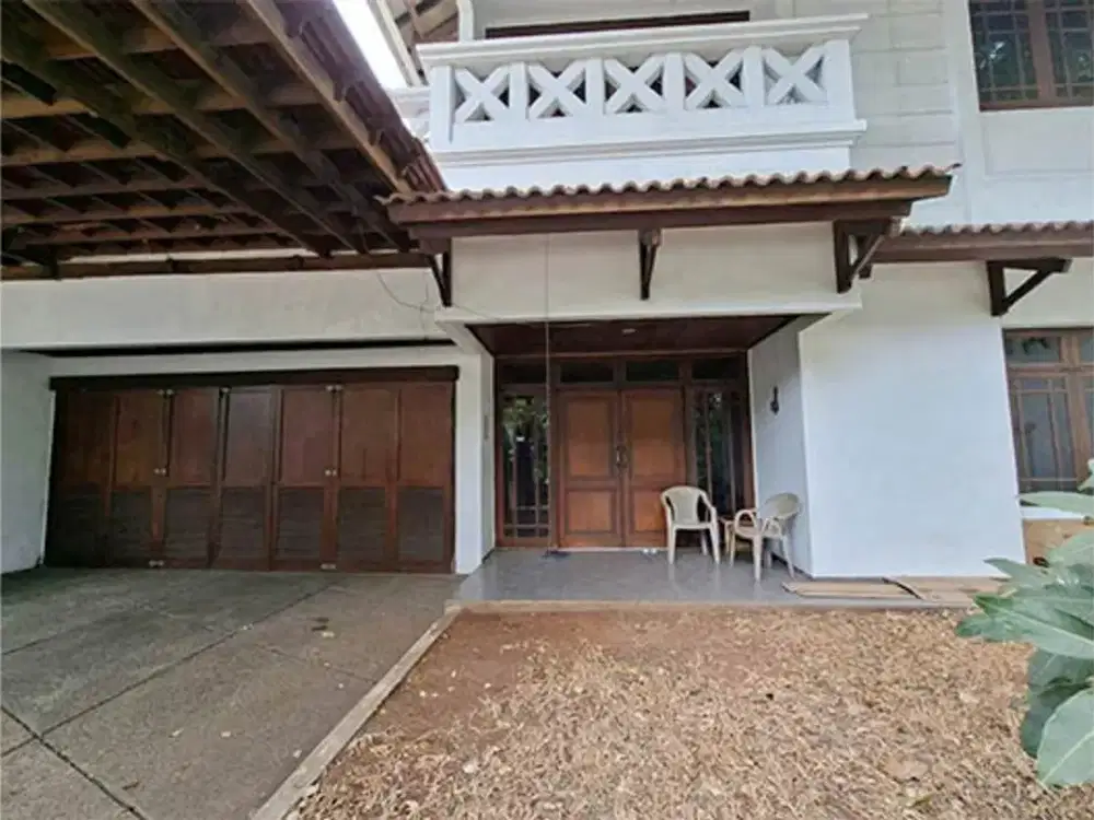 Dijual Rumah Lokasi strategis, tanah ngantong di Kelapa Nias Raya, Kelapa Gading