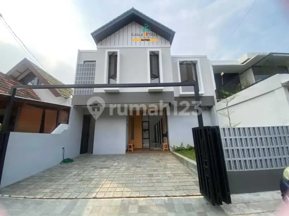 Rumah Modern Minimalis 2 Lantai di Bintaro
