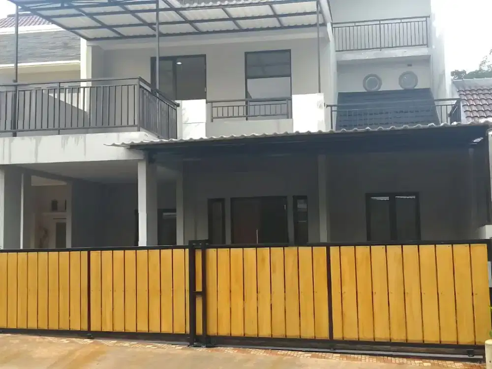 Rumah Renov Siap Huni Hadap Selatan SHM - Kencana Loka BSD City