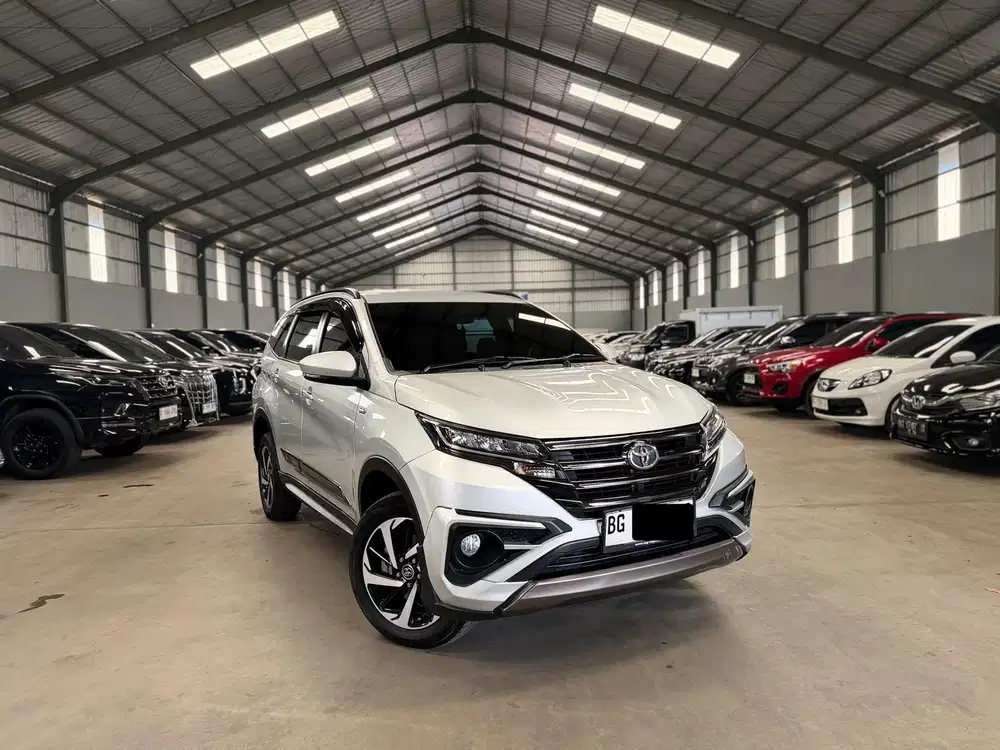 [20RB KM] Toyota Rush 1.5 GR Sport 2023 / 2024 AT Matic, Super terawat