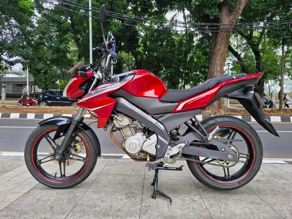 DIJUAL CASH YAMAHA VIXION NVL 150 THN 2013 PJK IDUP SIAP PAKAI