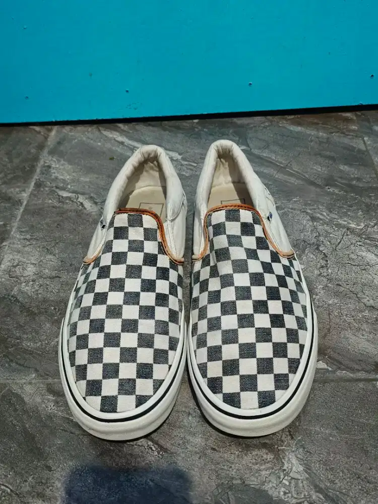 Sepatu Casual Slip on Vans Checkerboard uk 42,5 ins 275 ori