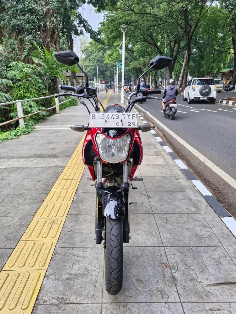 DIJUAL CASH YAMAHA VIXION NVL 150 THN 2013 PJK IDUP PAKAI