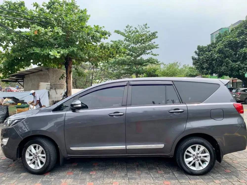 Toyota Innova Reborn 2.4 G AT Diesel 2017 – Tangan Pertama