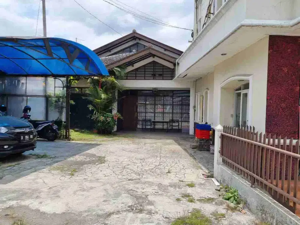 jual rumah setiabudhi mainroad murah
