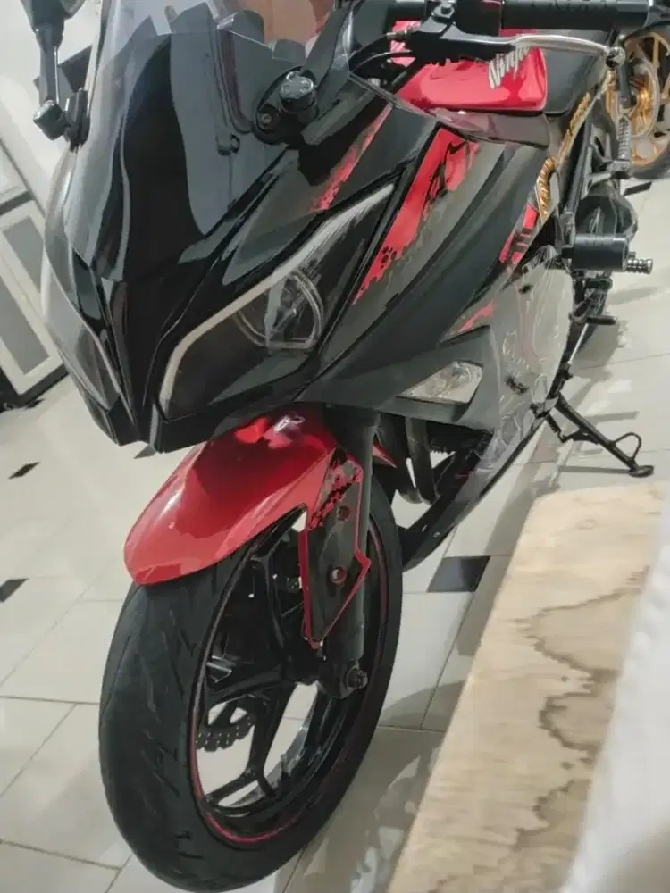 Ninja 250 FI 2015 mulus