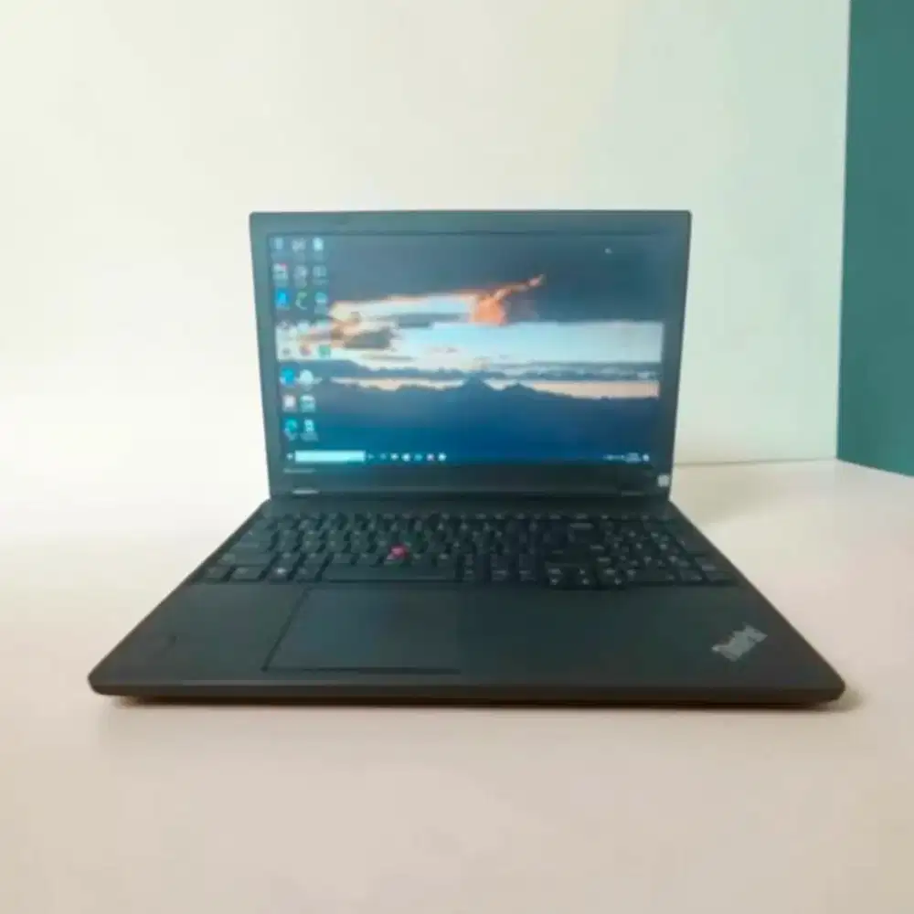 Laptop Lenovo Thinkpad Core i7 Warna Hitam Thick