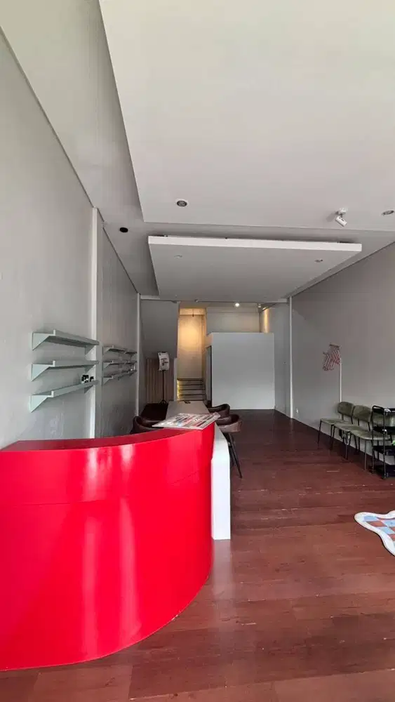 Disewakan Ruko lt 1 Cocok utk salon/studio kecantikan di Kemang Jaksel