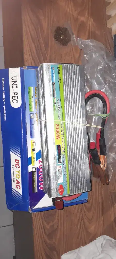 Power Inverter 2200Watt 12Volt DC to 220Volt AC