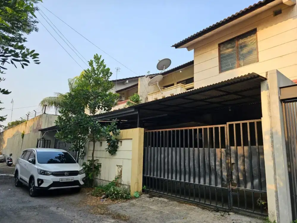Disewakan Rumah Semarang Atas cocok untuk Kantor
