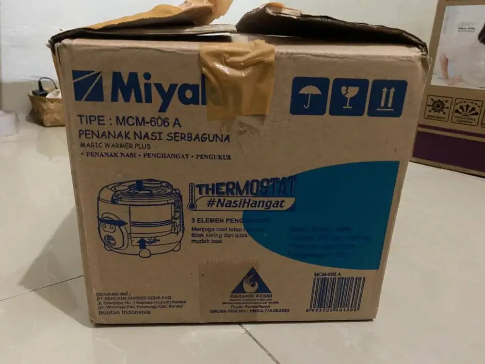 Rice cooker Miyako MCM-606 A