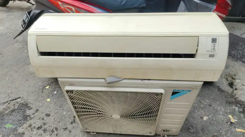 AC Daikin 1/2pk orisinil