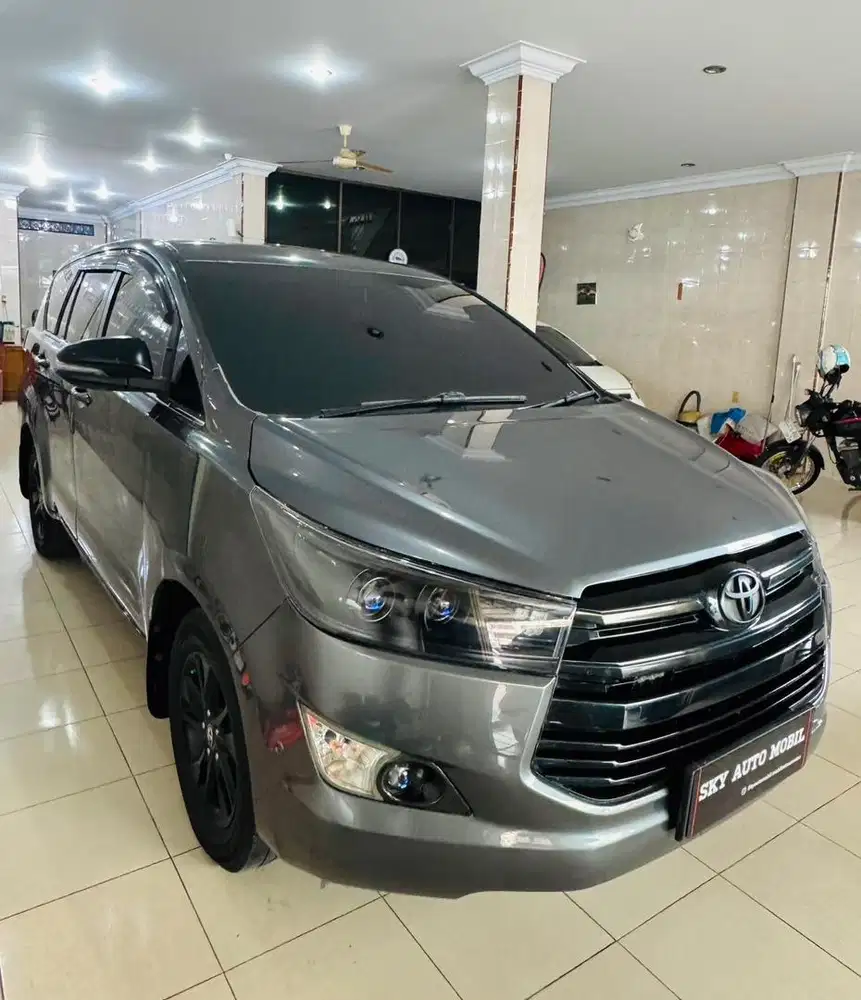 Toyota Innova Reborn V Matic Diesel Abu2 2018