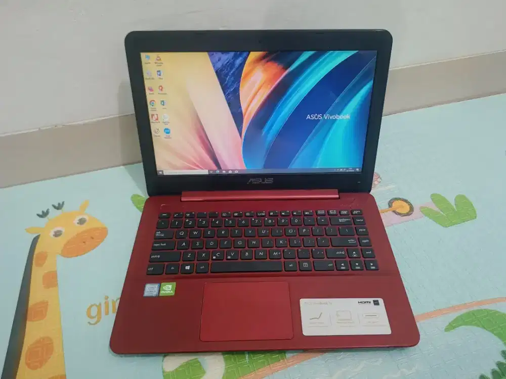 Laptop Asus X455L Core i5 RAM 8GB SSD 256 VGA NVIDIA 2GB