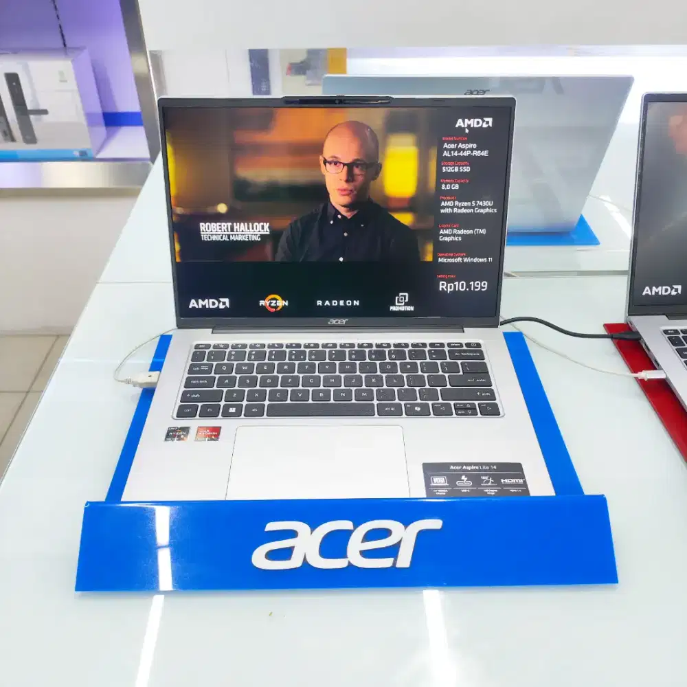 Ready berbagai macam merk laptop, kredit ktp saja