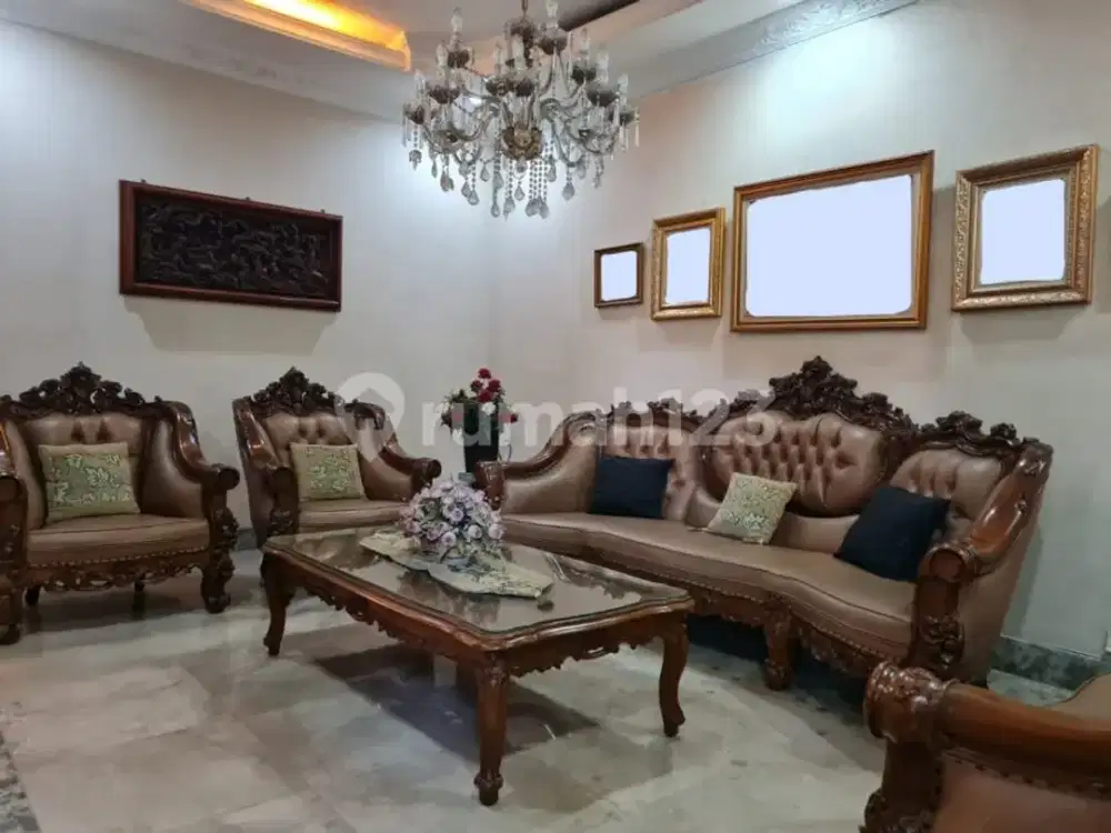 Rumah Rawamangun, Bebas Banjir, Jalan Lebar, Tenang, Strategis